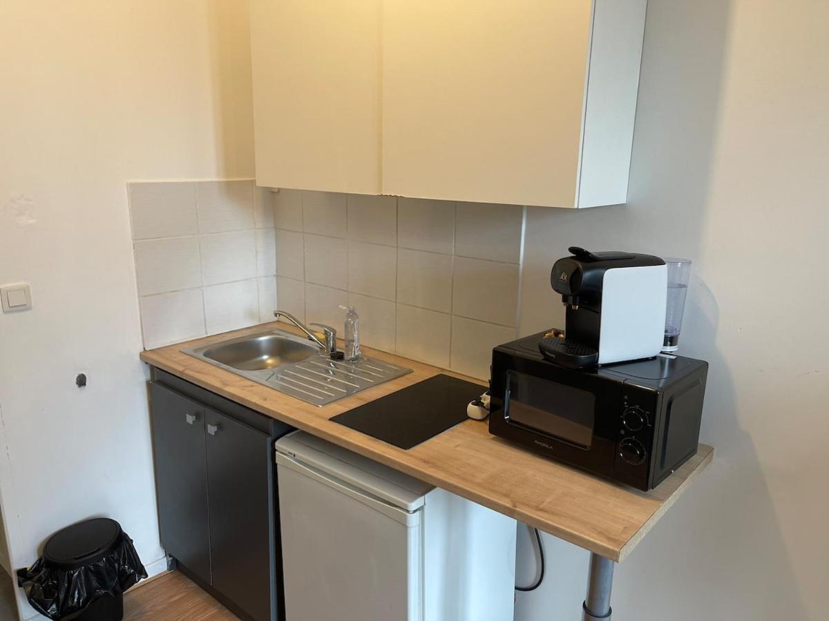 Studio Hotel Villeurbanne Centre Zewnętrze zdjęcie