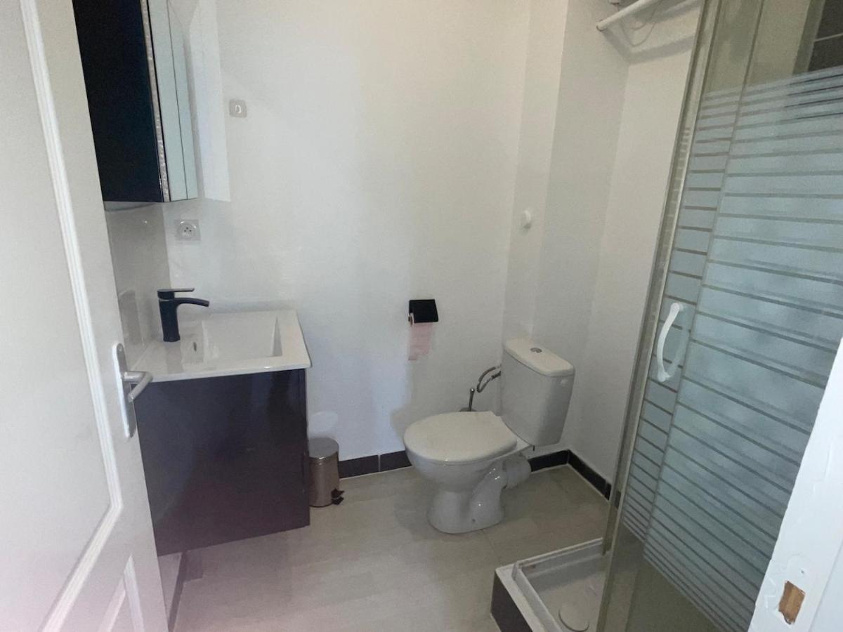 Studio Hotel Villeurbanne Centre Zewnętrze zdjęcie